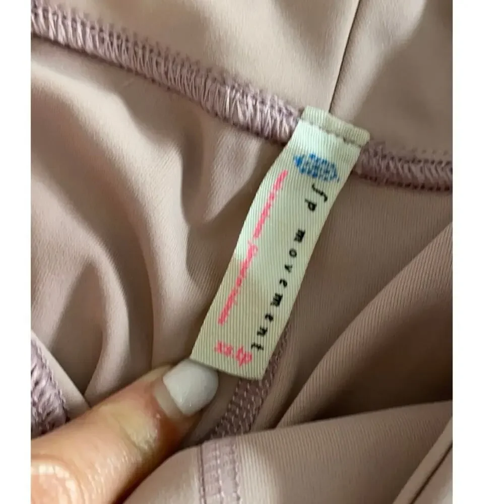 FREE PEOPLE MOVEMENT Revelation Cut Out Macrame Muted Pink Leggings Size XS - Picture 4 of 5